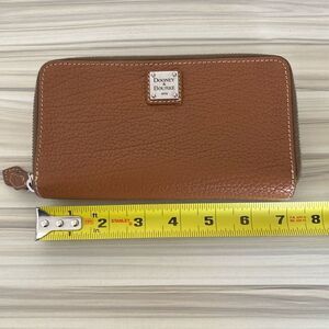DOONEY & BOURKE Women’s Pebbled Leather Double Zipper Wallet NWOT